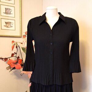 NEW Women’s Black Pleated Shirt ¾ Sleeve Button Down Blouse Top 8